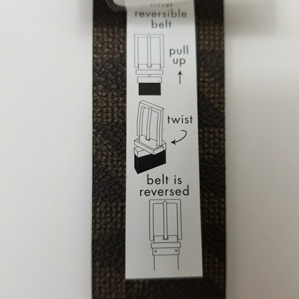 Michael Kors Logo Reversible Black/Brown Belt - Picture 5 of 6